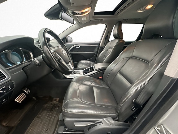 Volvo V70 16 of 30