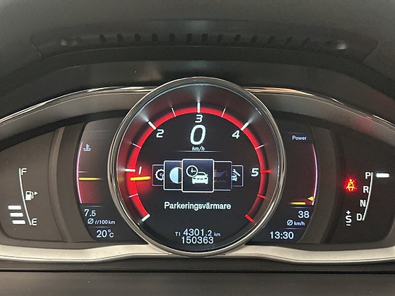 Volvo V70 14 of 30