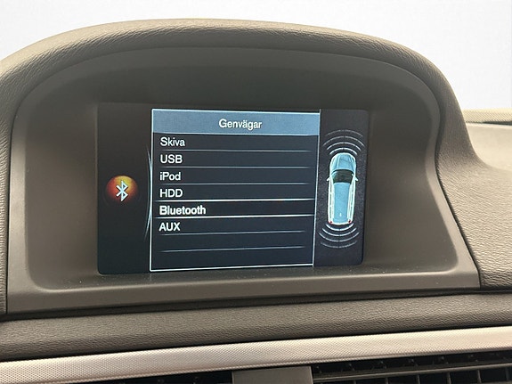 Volvo V70 27 of 30