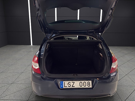 Citroen C4 13 of 27