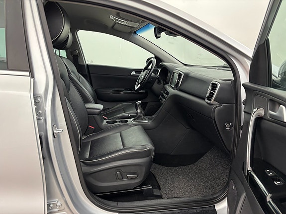 Kia Sportage 24 of 26