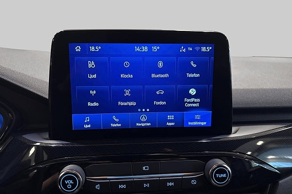 Ford Kuga 14 of 19