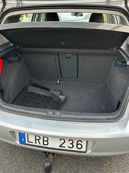 Volkswagen Golf VI 4 of 6