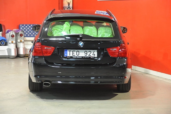 BMW 320d 5 of 24