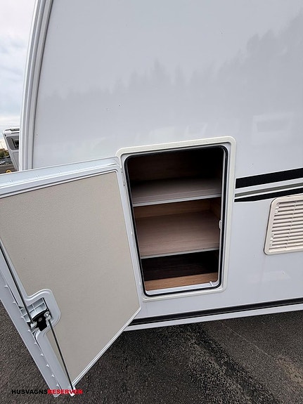 Knaus Südwind 650 PXB 6 of 27