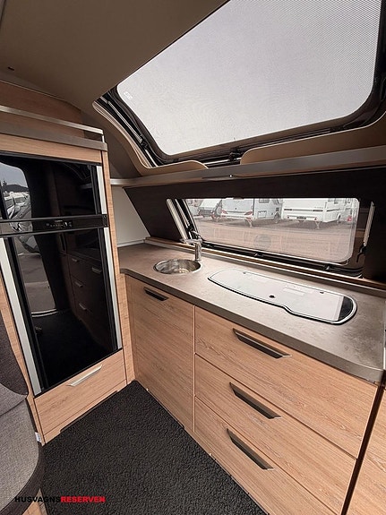 Knaus Südwind 650 PXB 12 of 27