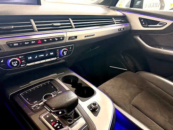 Audi Q7 11 of 18