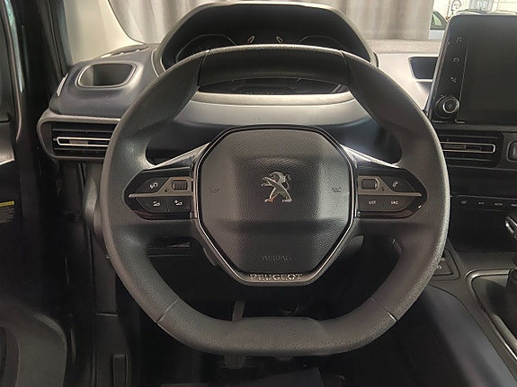 Peugeot Rifter 16 of 21