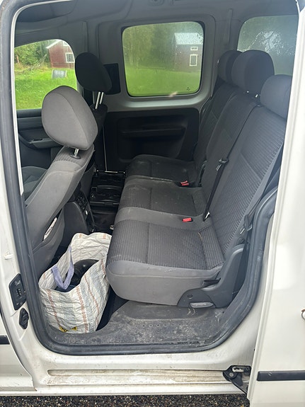 Volkswagen Caddy Maxi 7 of 11