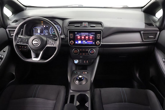 Nissan Leaf 6 of 18