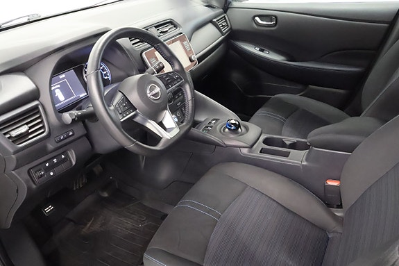Nissan Leaf 7 of 18