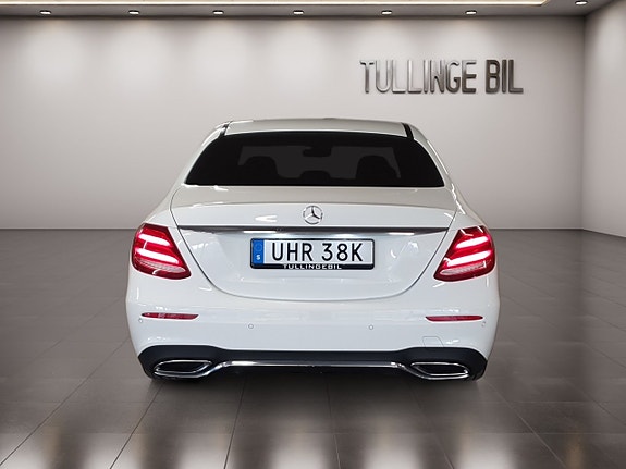 Mercedes-Benz E200 d 4 of 20