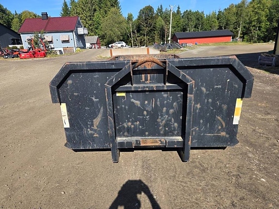 Sisu Schaktflak 2 of 8