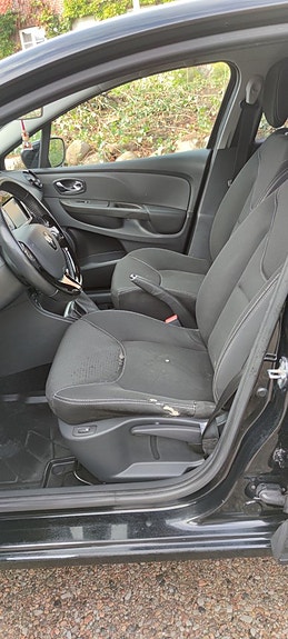 Renault Clio 7 of 10