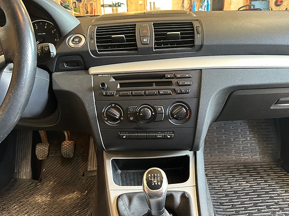 BMW 116i 8 of 9
