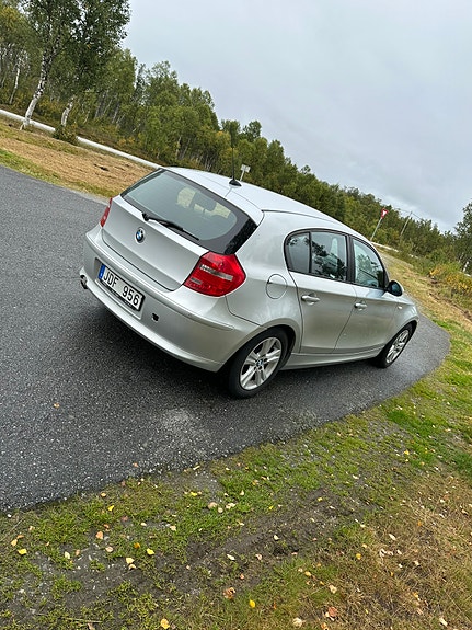 BMW 116i 3 of 9