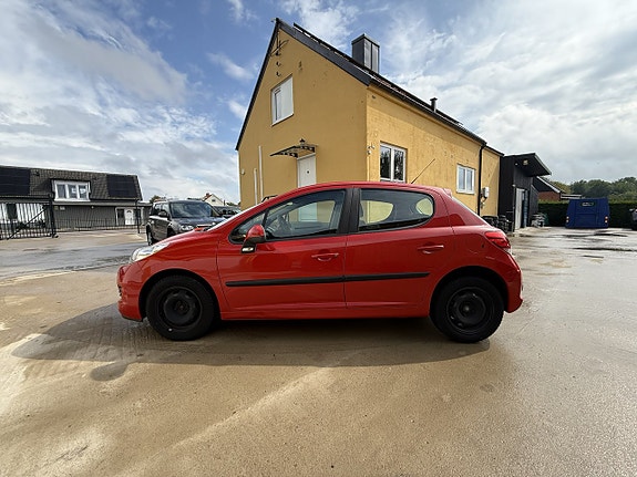 Peugeot 207 5 of 12