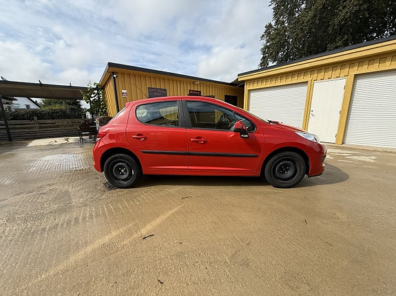 Peugeot 207 4 of 12