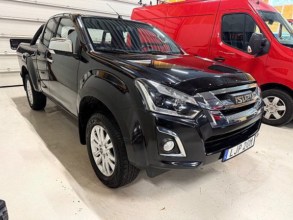 Isuzu D-max 6 of 15