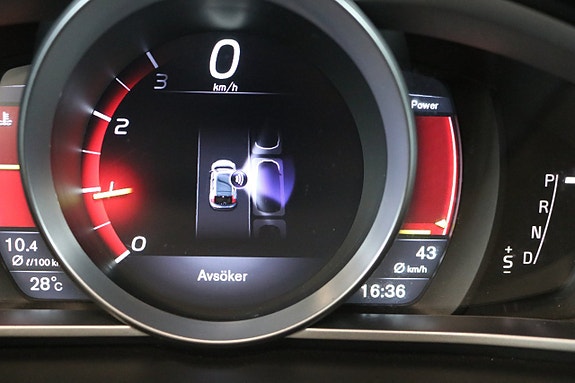 Volvo V40 18 of 26