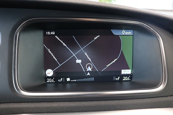 Volvo V40 19 of 26