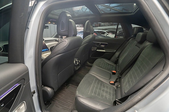 Mercedes-Benz GLC300 de 20 of 25