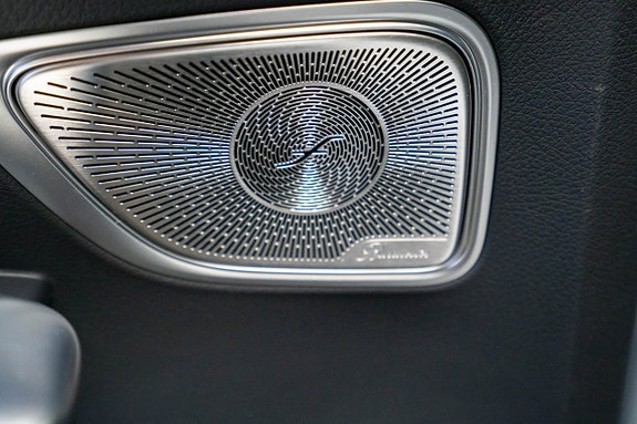 Mercedes-Benz GLC300 de 17 of 25
