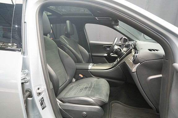 Mercedes-Benz GLC300 de 19 of 25