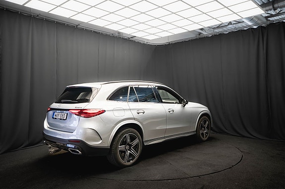 Mercedes-Benz GLC300 de 7 of 25