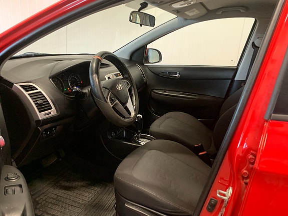 Hyundai i20 4 of 11