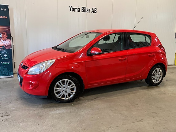 Hyundai i20 2 of 11