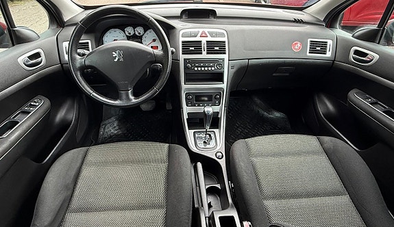 Peugeot 307 7 of 9