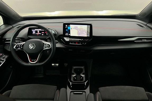 Volkswagen ID.4 GTX 3 of 3
