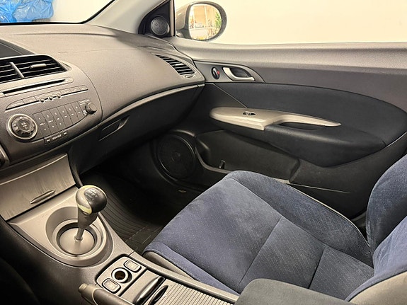 Honda Civic 21 of 27