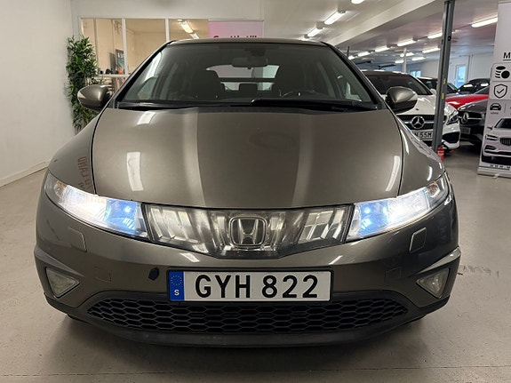 Honda Civic 2 of 27