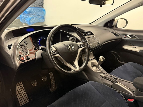 Honda Civic 19 of 27