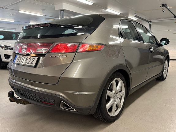 Honda Civic 9 of 27