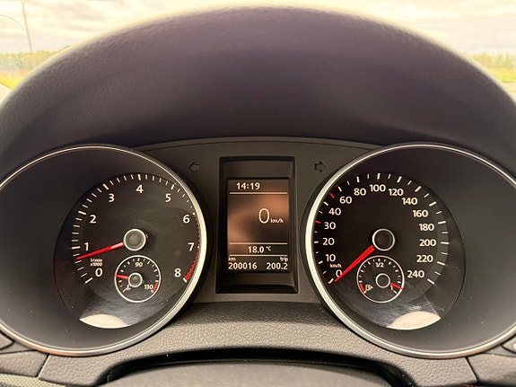 Volkswagen Golf I 21 of 30