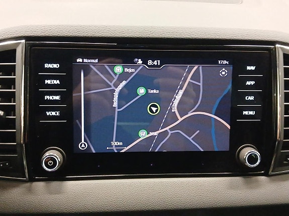 Skoda Karoq 11 of 14