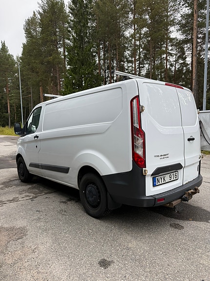 Ford Transit Custom 5 of 8
