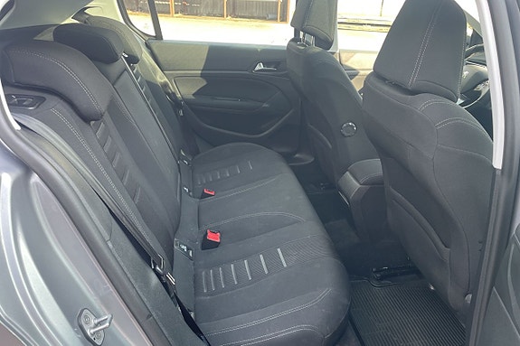 Peugeot 308 17 of 18