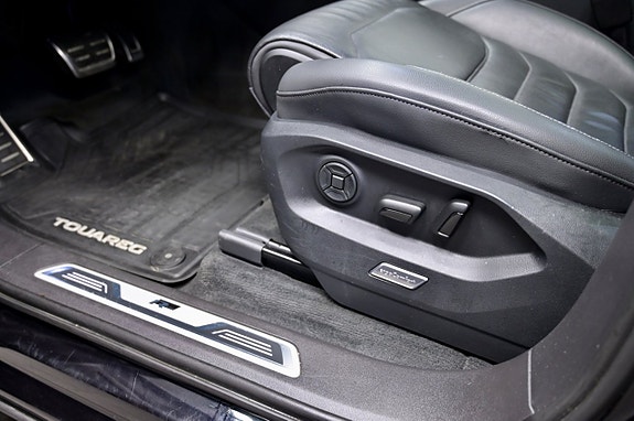 Volkswagen Touareg 26 of 30
