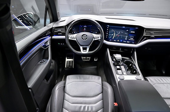 Volkswagen Touareg 21 of 30