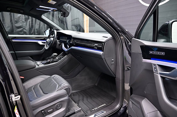 Volkswagen Touareg 15 of 30