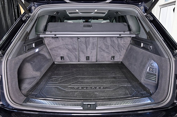 Volkswagen Touareg 9 of 30