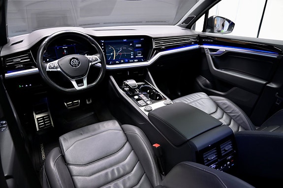 Volkswagen Touareg 19 of 30