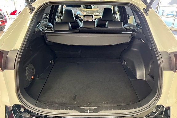 Toyota RAV4 12 of 26