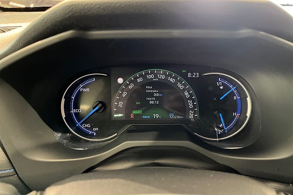 Toyota RAV4 16 of 26