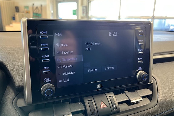 Toyota RAV4 15 of 26