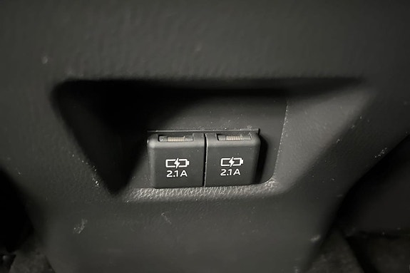 Toyota RAV4 23 of 26